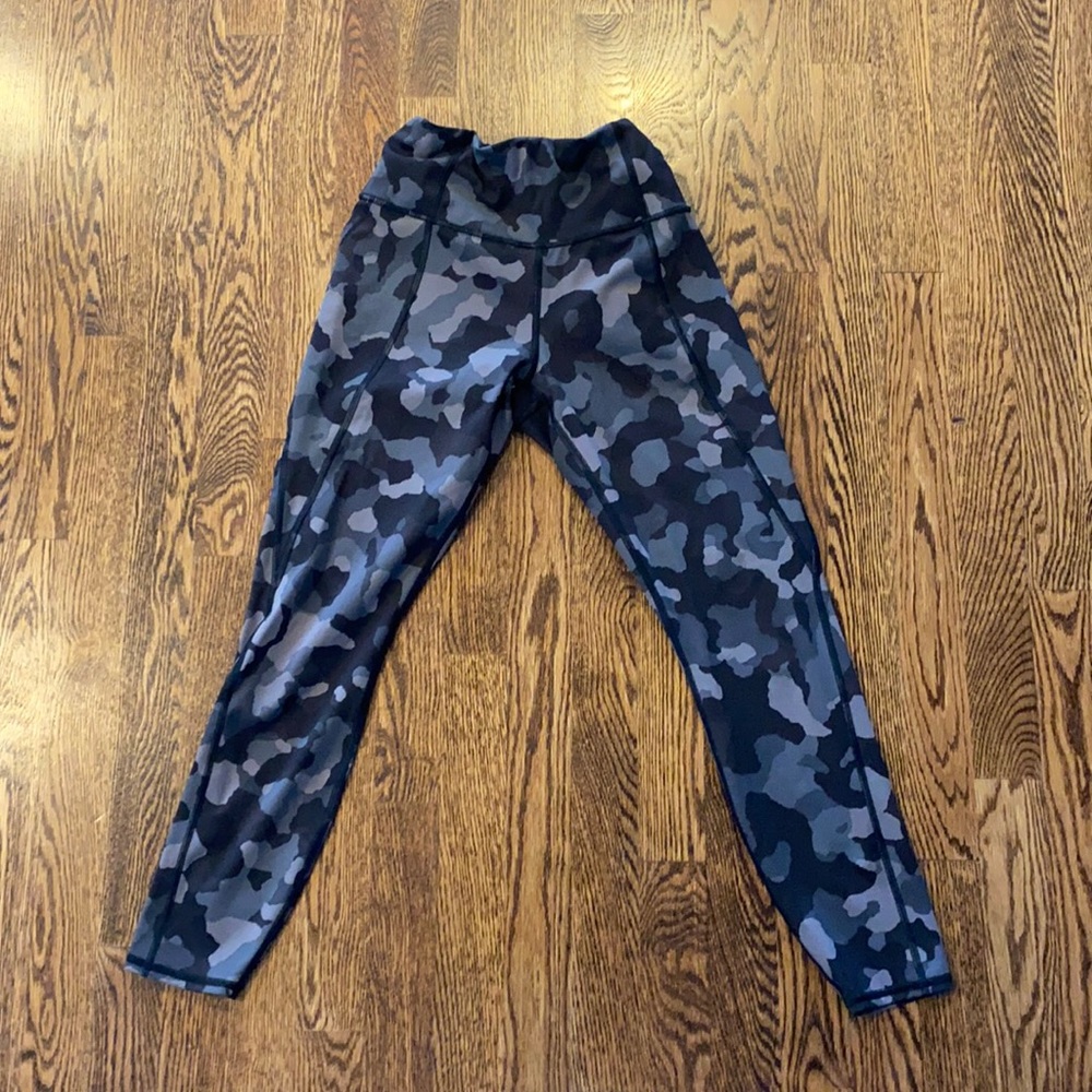 Women’s women’s camouflage Athleta leggings